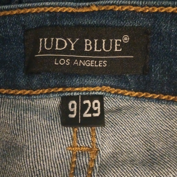 Judy Blue Relaxed Fit Jeans - Picture 3 of 4